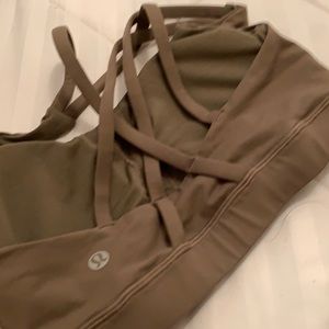 Lulu lemon sports bra